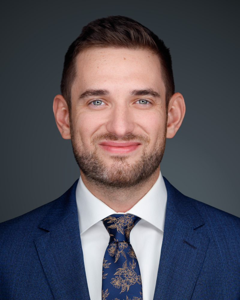 Sky Roetzel headshot photo